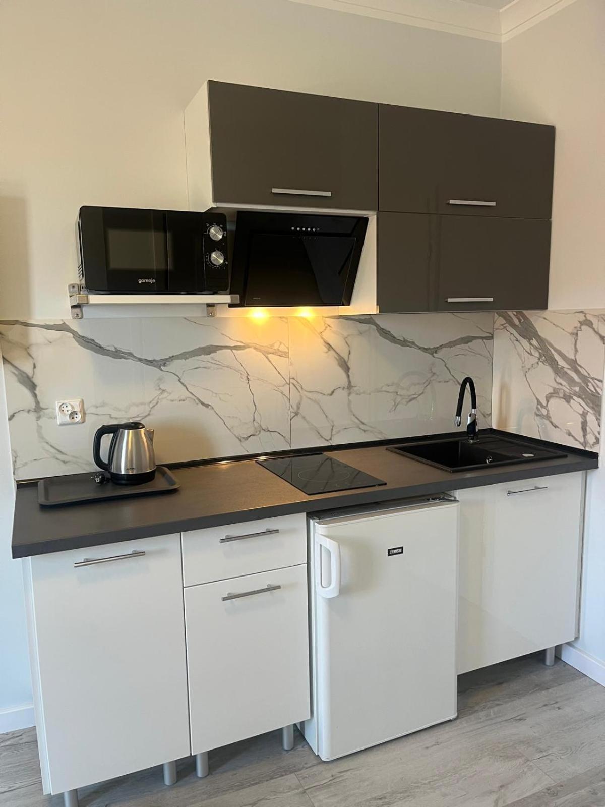 D.W.Kamil Apartment Леба Стая снимка