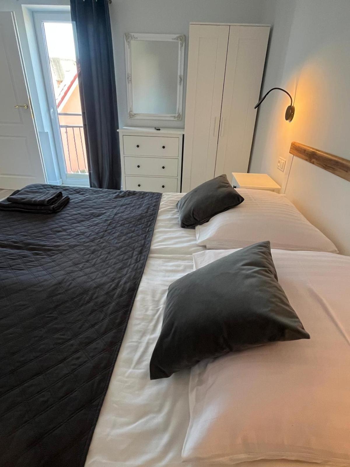 D.W.Kamil Apartment Леба Стая снимка